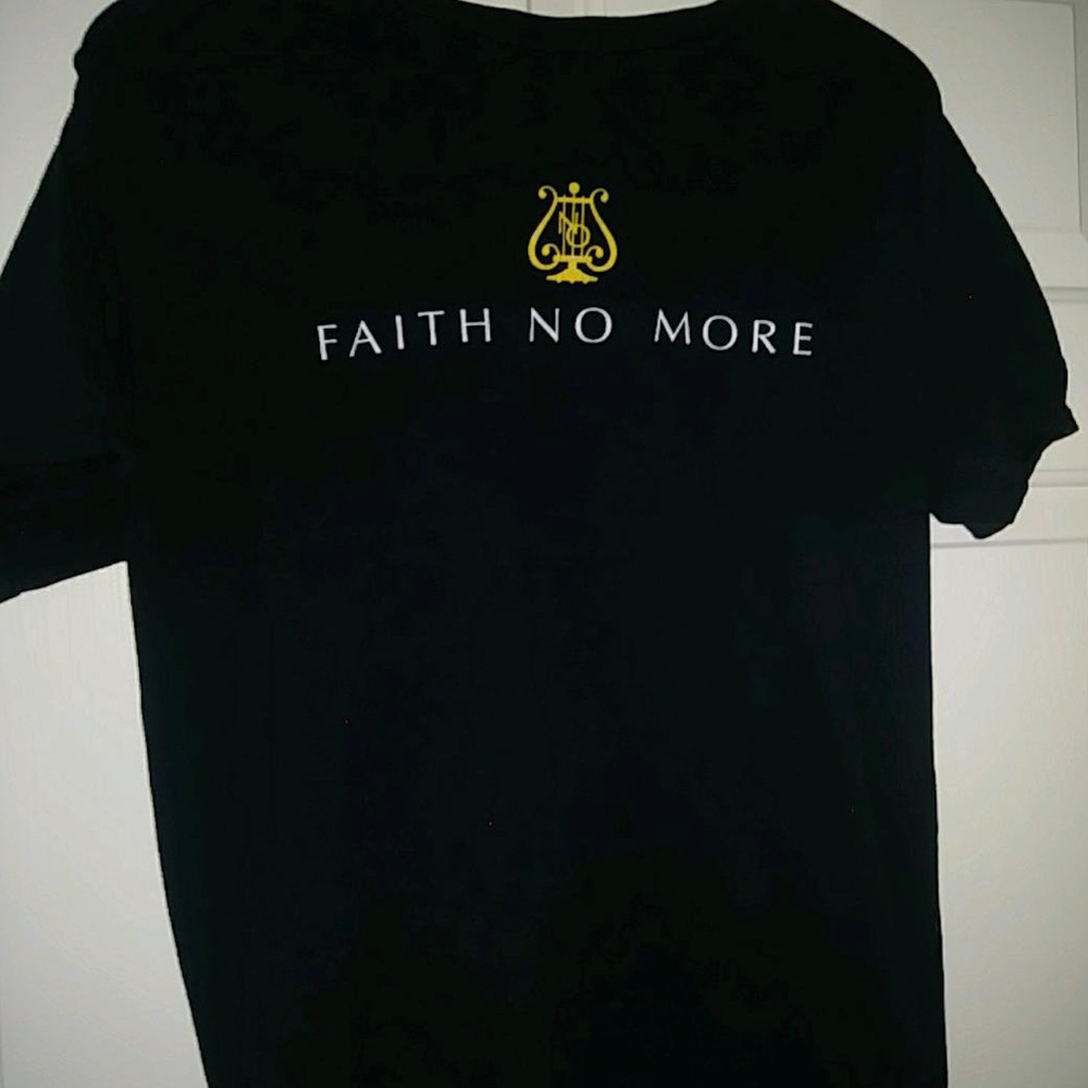 Ultra Rare FAITH NO MORE Concert tshirt